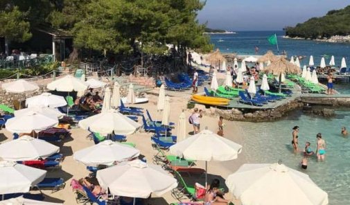 Pandemia mbylli kufijte: BSH perllogarit humbjet e turizmit ne tremujorin e dyte